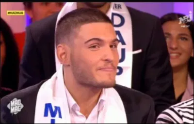 Le 15 mars, il est invité dans l'émission "Le Mad Mag" sur NRJ 12. Il est accompagné de Giuseppe et :