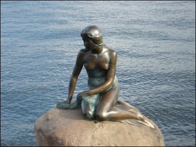 Dites-moi, où peut-on voir la petite sirène ?