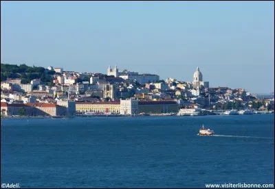 Combien de villes comptent plus de un million d'habitants ?