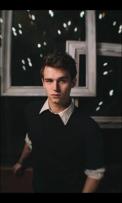 Qui est cet acteur qui incarne Justin Foley ?