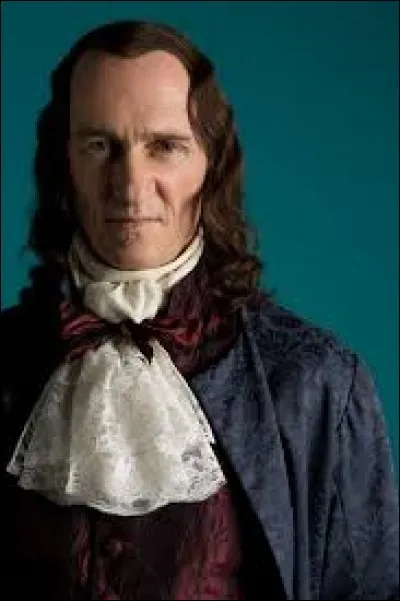 Grand, brun et bien habillé, qui suis-je ?