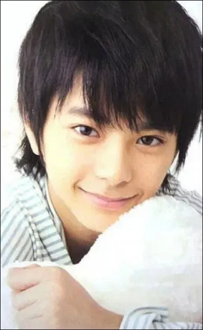 Quel &acirc;ge a ce chanteur en 2017 ?