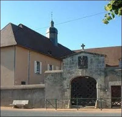 Village Puydômois, Effiat se situe en région ...