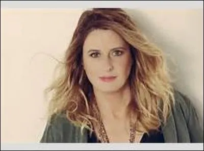 Avec qui Luna fait-elle du sport aux "Belles du Mistral" ?