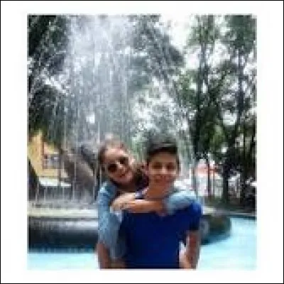 Quel âge a son frère ? ... ans