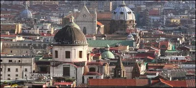 Reconnaissez la perle méditerranéenne puis associez-lui la fleur qui porte son nom.