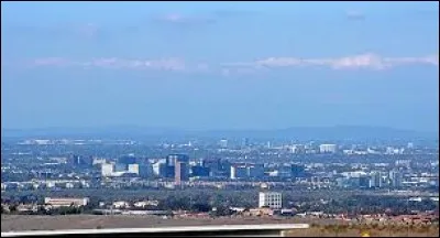 Ville de la banlieue sud de Los Angeles, Irvine se situe dans l'état ...