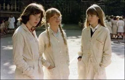 L'adolescence vue dans 'Diabolo Menthe', on lui doit aussi 'La baule les pins'. C'est ...