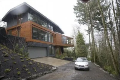 Quelle est la ville où vivent Bella et Edward ?