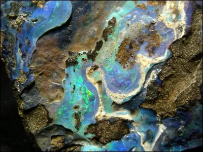 Comment se nomme ce minéral dont la dureté est de 6 ?