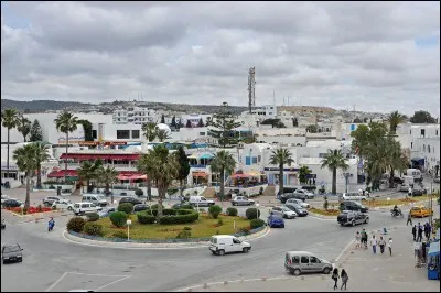 Cliquez sur le pays ayant une ville nommée Hammamet !