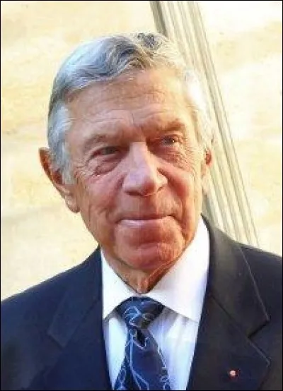 Accident de course, elle en tient une bonne avec sa queue.