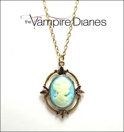 A qui appartient ce collier ?