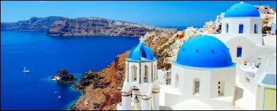 La Grèce comprend plus de 9 000 îles.