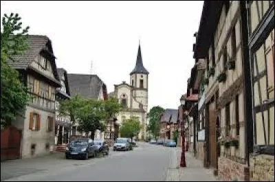 Nous sommes maintenant à Geispolsheim. Ville Bas-Rhinoise, elle se situe dans l'ancienne région ...