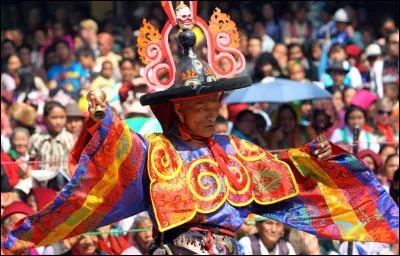 Quelle est cette fête tibétaine fêtant le nouvel an ?