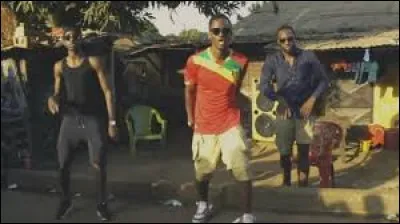 Quels rappeurs ont collaboré sur le morceau "À l'Ouest" ?