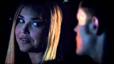 Comment s'appelle la meilleure amie de Stefan ?