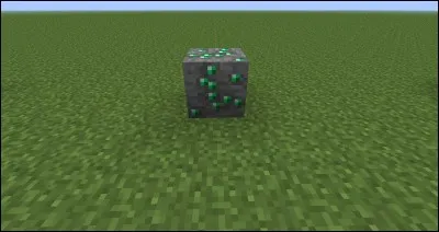 Quels sont les deux minerais qu'on doit chauffer dans "Minecraft" ?