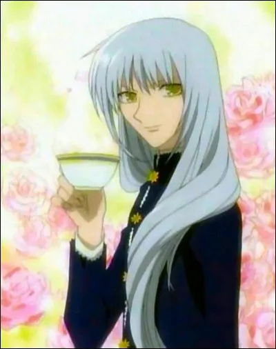 Ayamé habite dans une des résidences secondaires.