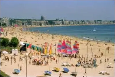 La Baule partage avec les communes du Pouliguen et de Pornichet, une plage mesurant plus de huit kilomètres. Quel surnom lui donne-t-on ?