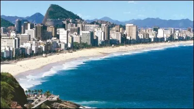Quelle est la longueur de Copacabana ?