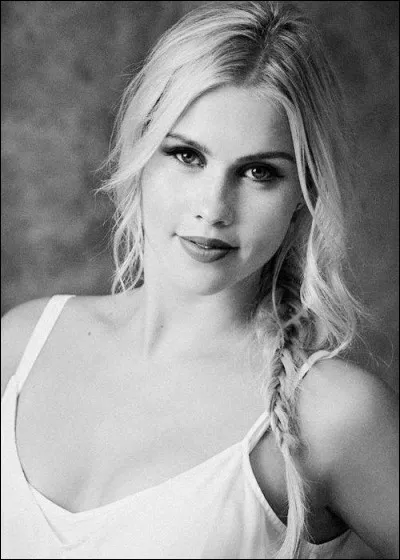 Laquelle de ces actrices de Pretty Little Liars incarne un personnage de la série The Vampire Diaries ?