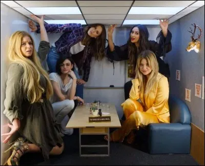 Combien y a-t-il eu de saisons de Pretty Little Liars ?