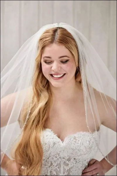 Qui Sasha Pieterse incarne-t-elle dans Pretty Little Liars ?