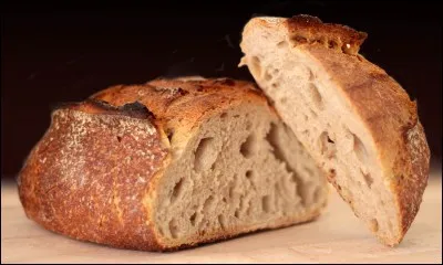 Qu'il est bon ce pain ! Laissez-moi la croûte ! Que vous reste-t-il ? Une épenthèse du mot "me" ! Insérez la lettre...