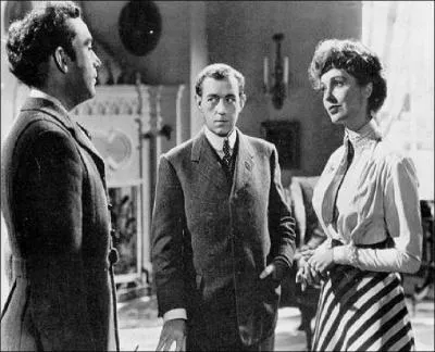 6. Ce film raconte comment un jeune homme d'une riche famille aristocratique dshrit va tuer avec une redoutable efficacit six membres de sa famille entre lui et le titre de duc...