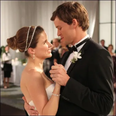 Dans quel épisode de la saison 8, Brooke et Julian se marient-ils ?