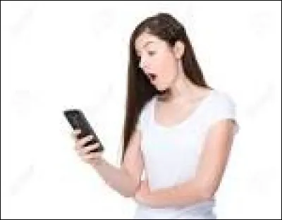 Que fait Mai Wafu sur le toit ?