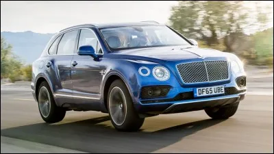 Quelle est la marque de cette voiture ?