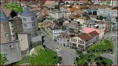 La ville fut fondée par l'empereur Henri III du Saint-Empire.