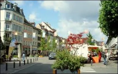 Combien y a-t-il d'habitants dans cette ville ?