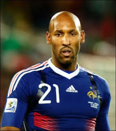 Quel est le montant du transfert de Nicolas Anelka quand il partit du Real Madrid pour aller au PSG en 2000 ?