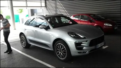 Quelle est cette voiture ?