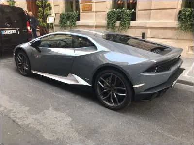 Quelle est cette voiture ?