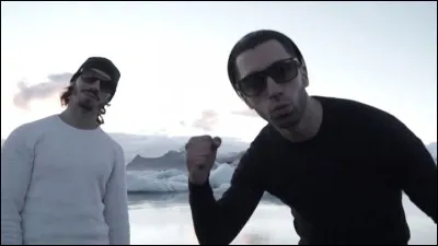 Combien ont-ils de chansons au total, officiellement ?