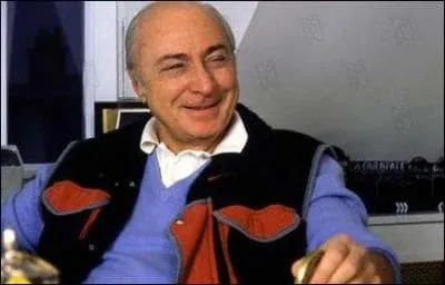 Il a ralis ' Fantme avec chauffeur -  Les aventures de Rabbi Jacob - Le cerveau '