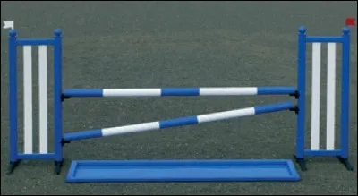 Comment s'appellent les supports qui permettent de varier la hauteur des barres d'obstacle ?