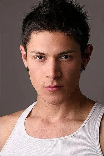 Qui va jouer paul dans twilight new moon ?