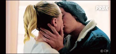 Quand a eu lieu le premier baiser des deux amoureux ?