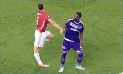 Comment Zlatan Ibrahimović s'est-il blessé lors de la fin de saison 2016/2017 ?