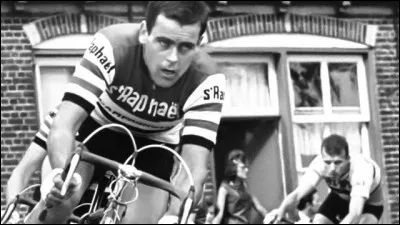 Coureur très rapide, il a remporté six grandes classiques entre 1962 et 1965. Qui est-ce ?