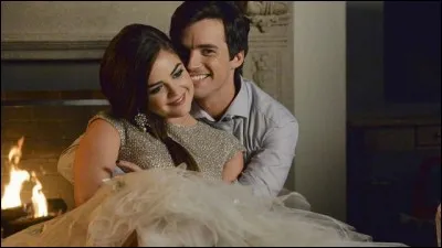 Es-tu ou aimerais-tu sortir avec un(e) prof ou un(e) élève ?