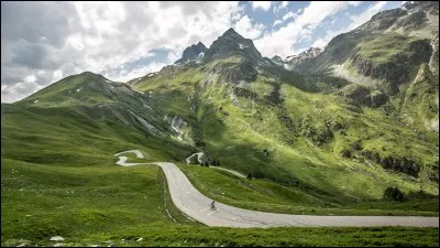 Du Galibier, d'Izoard, du Tourmalet, du Mont-Cenis.