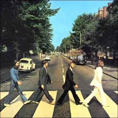 Comment se nomme cet album des Beatles ?