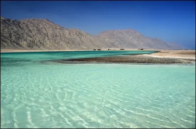 Quelle mer sépare l'Egypte de l'Arabie Saoudite ?